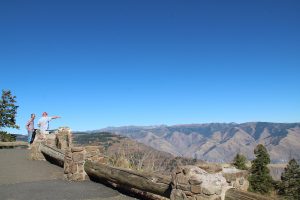 Ray erklärt Heinz den Hells Canyon