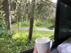 Kaffee, Regen, und ein bisschen Sonne