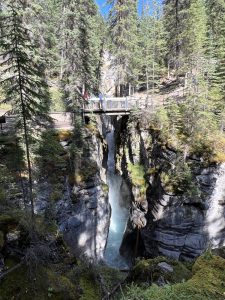 Maligne Canyon